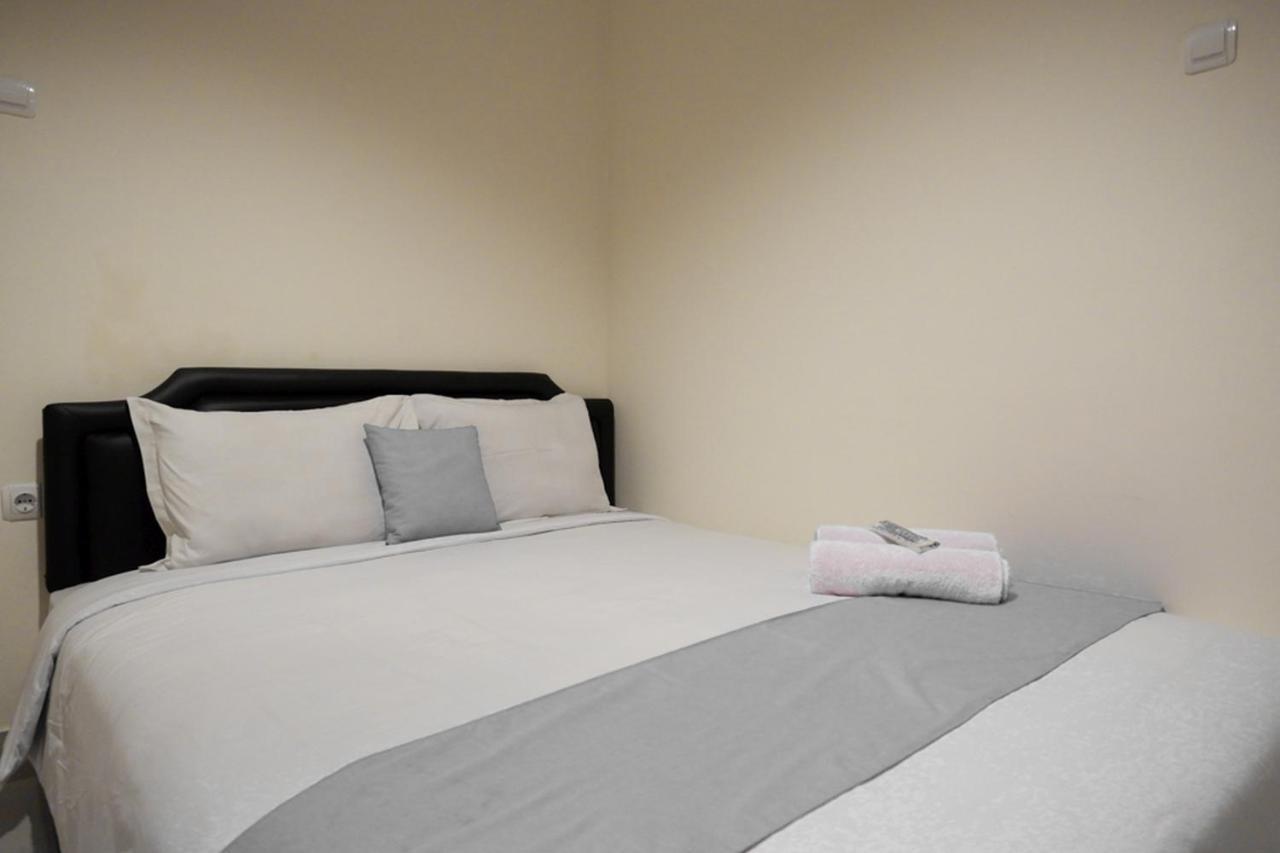 Hotel Reddoorz Near Ambarrukmo Plaza Mall
